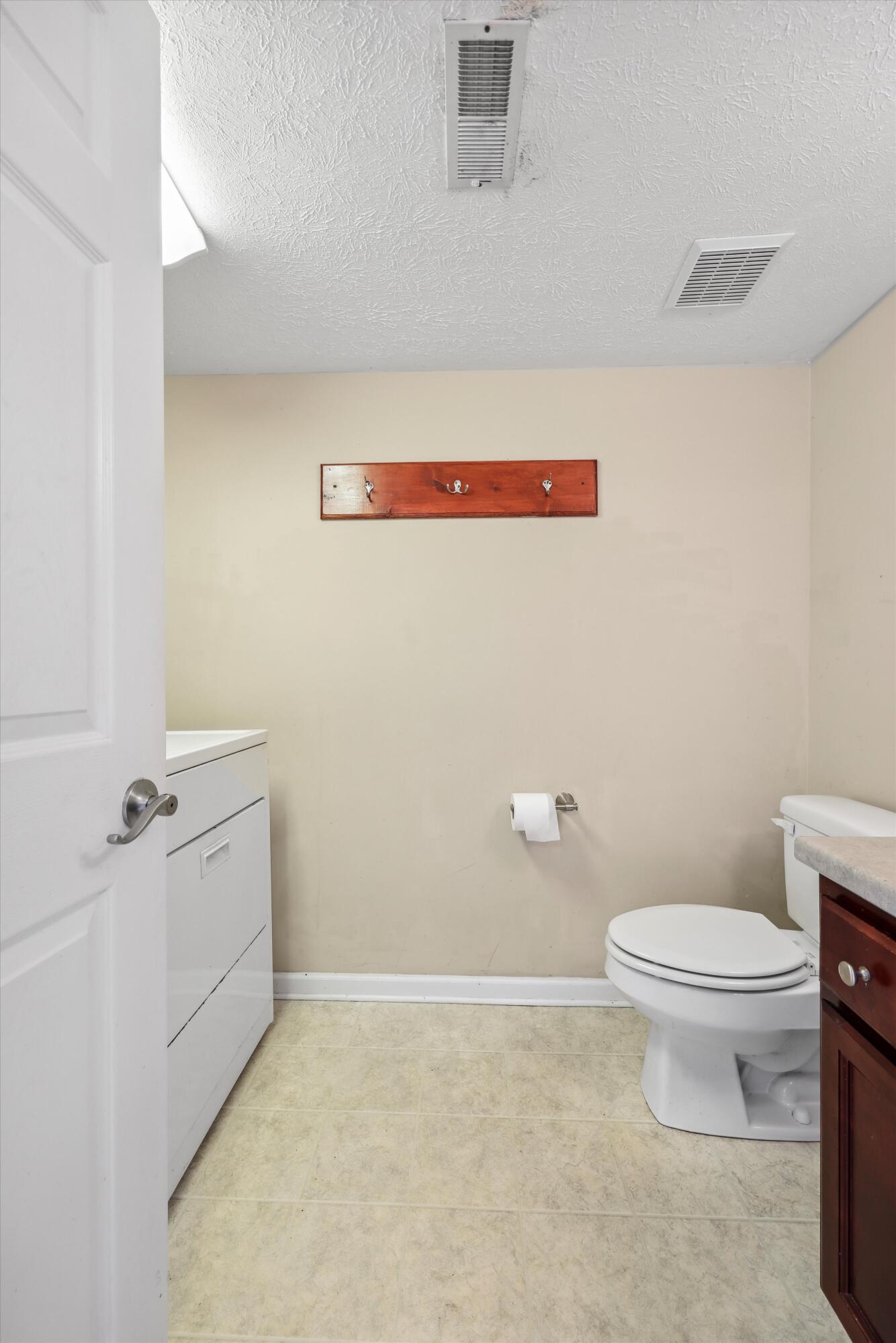 6239 Rim Ridge Court Harrison, TN 37341 - Photo 28 of 36 28-090A6037