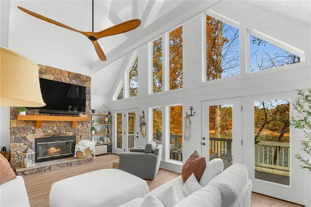 $899,900 | 106 Indian Hills Drive, Westminster, SC 29693