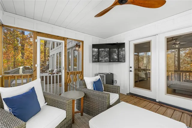 $899,900 | 106 Indian Hills Drive, Westminster, SC 29693