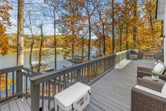 $899,900 | 106 Indian Hills Drive, Westminster, SC 29693