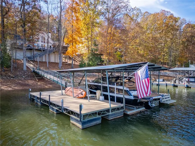 $899,900 | 106 Indian Hills Drive, Westminster, SC 29693