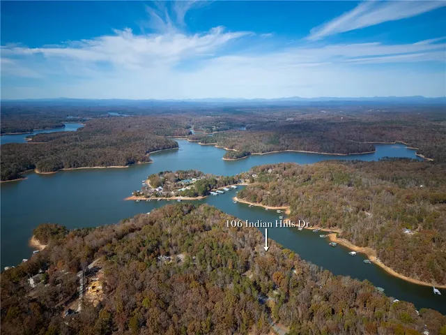 $899,900 | 106 Indian Hills Drive, Westminster, SC 29693