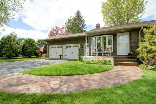 13 Paxton Road Spencer, MA 01562 - Photo 1 of 30 Gallery Image 1