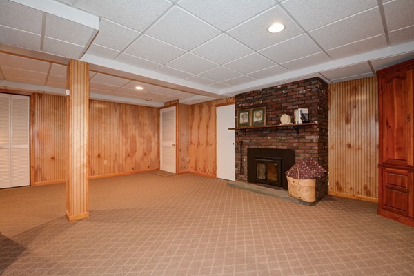13 Paxton Road Spencer, MA 01562 - Photo 20 of 30 Gallery Image 20