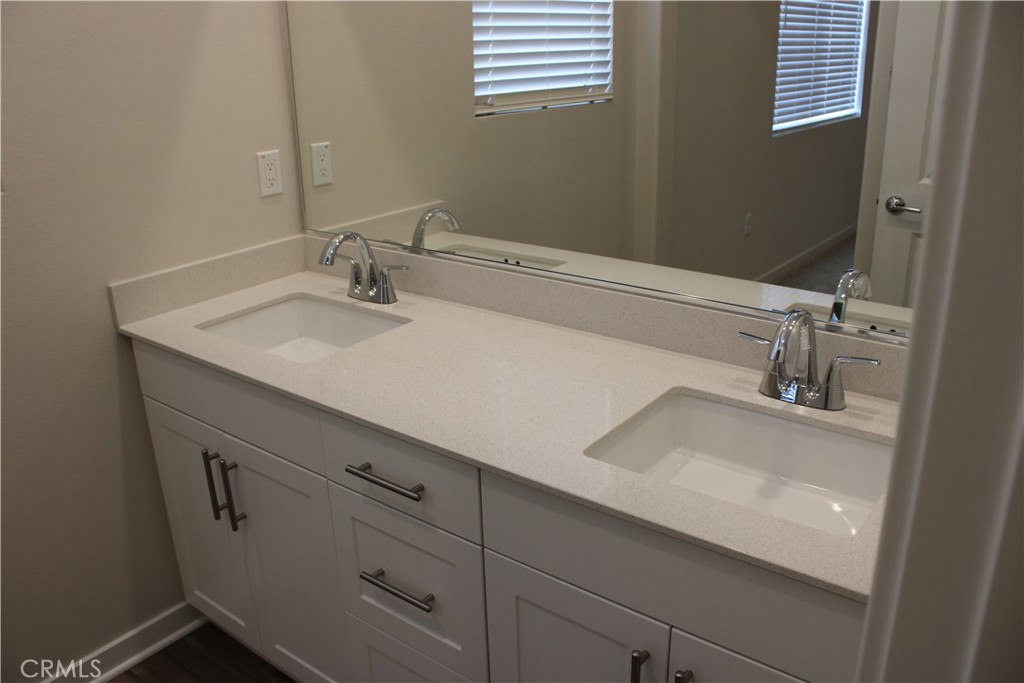 9190 Connolly Lane Riverside, CA 92503 - Photo 15 of 40