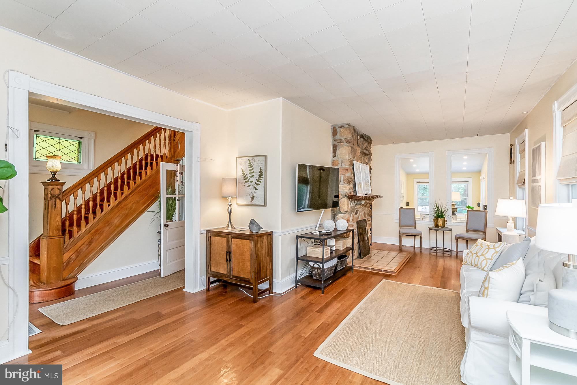 6211 Ridgeview Avenue Baltimore, MD 21206 - Photo 12 of 88