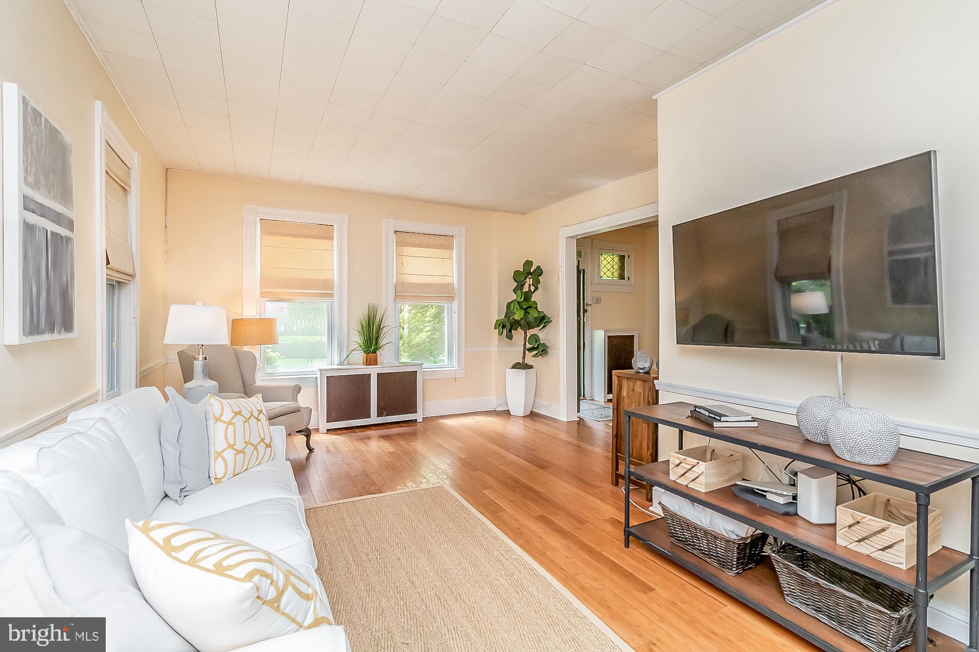 6211 Ridgeview Avenue Baltimore, MD 21206 - Photo 14 of 88