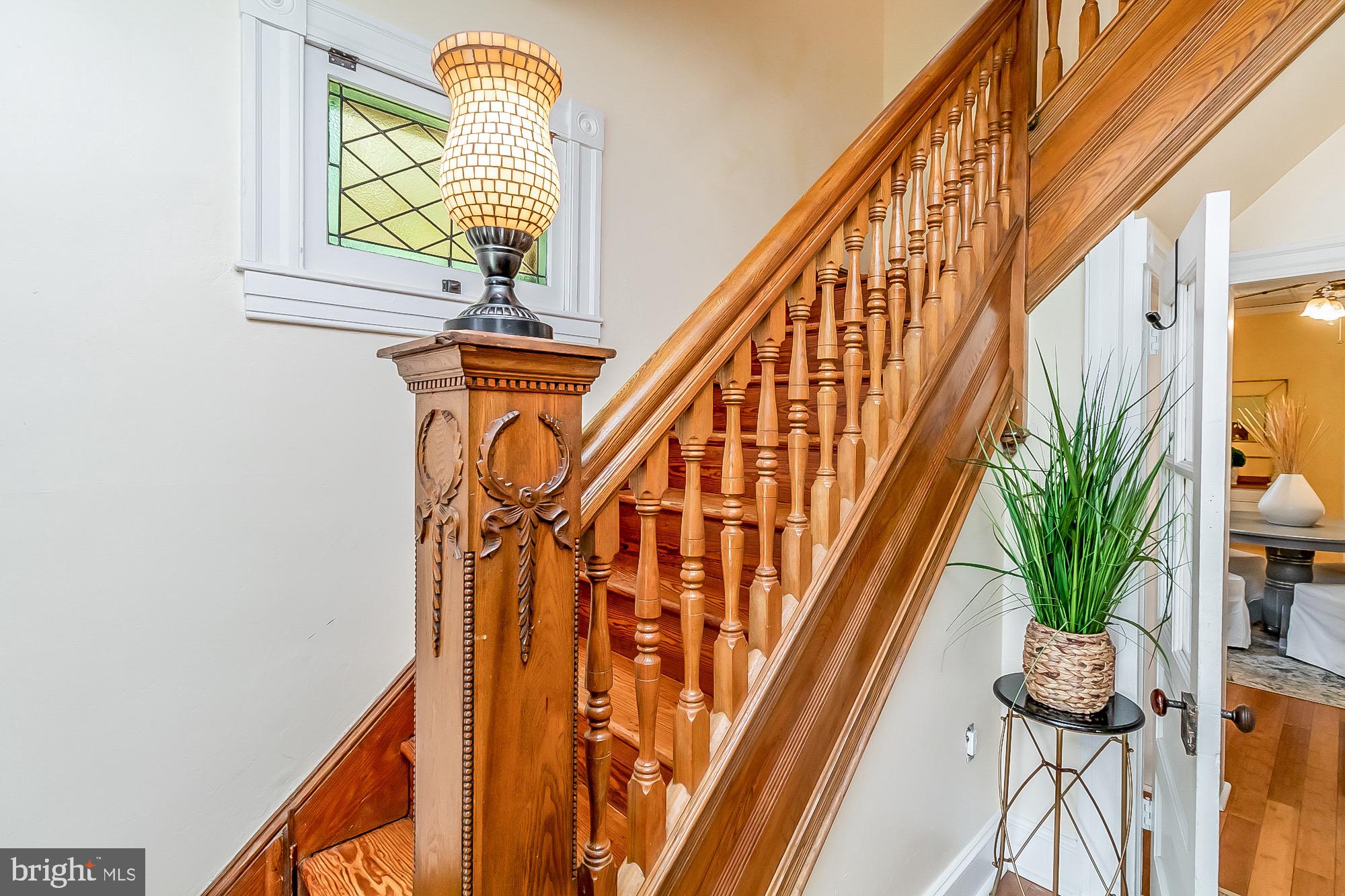 6211 Ridgeview Avenue Baltimore, MD 21206 - Photo 8 of 88 BEAUTIFUL DETAIL THROUGHOUT