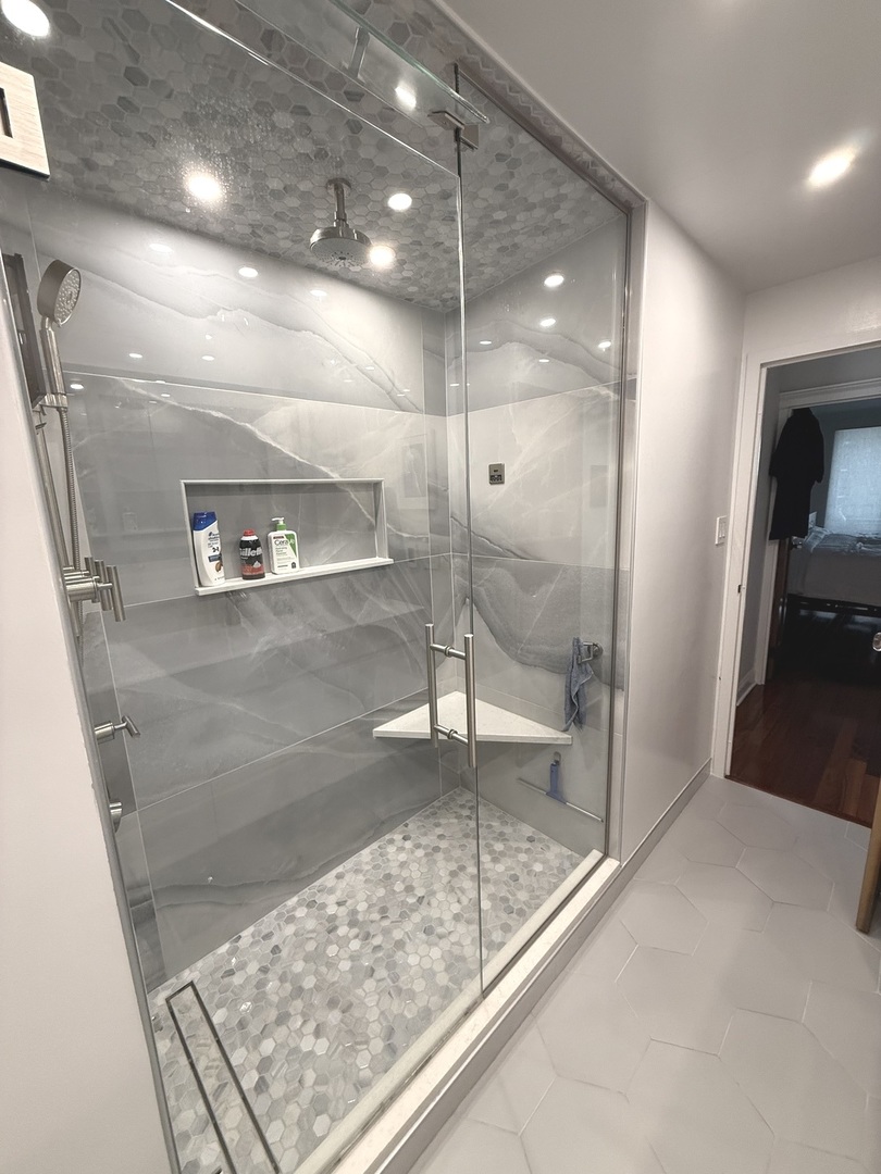 6033 North Sheridan Road, Unit 15L Chicago, IL 60660 - Photo 22 of 26