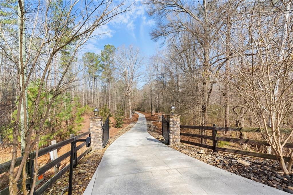 2995 Gum Creek Road Oxford, GA 30054 - Photo 2 of 59