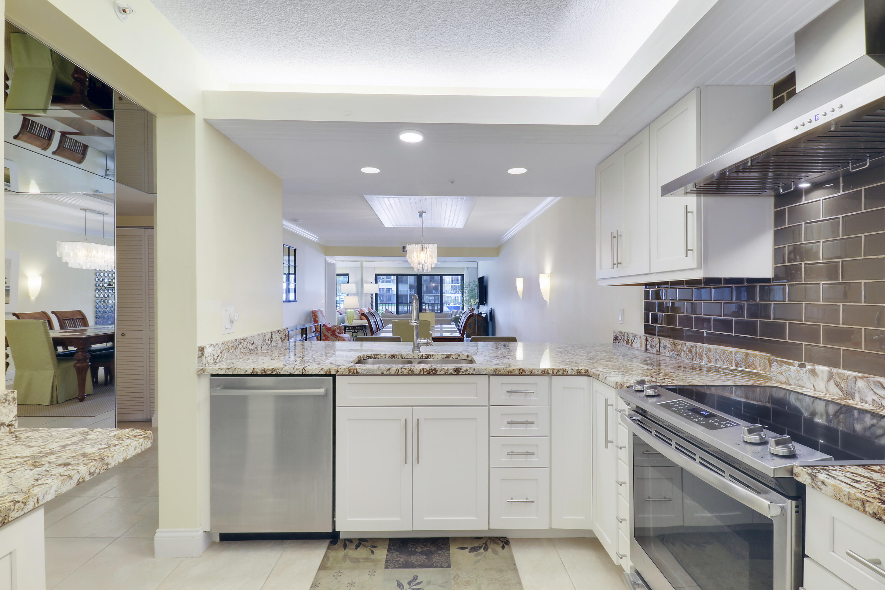 1301 Seafarer Circle, Unit 105 Jupiter, FL 33477 - Photo 22 of 37 Updated Kitchen