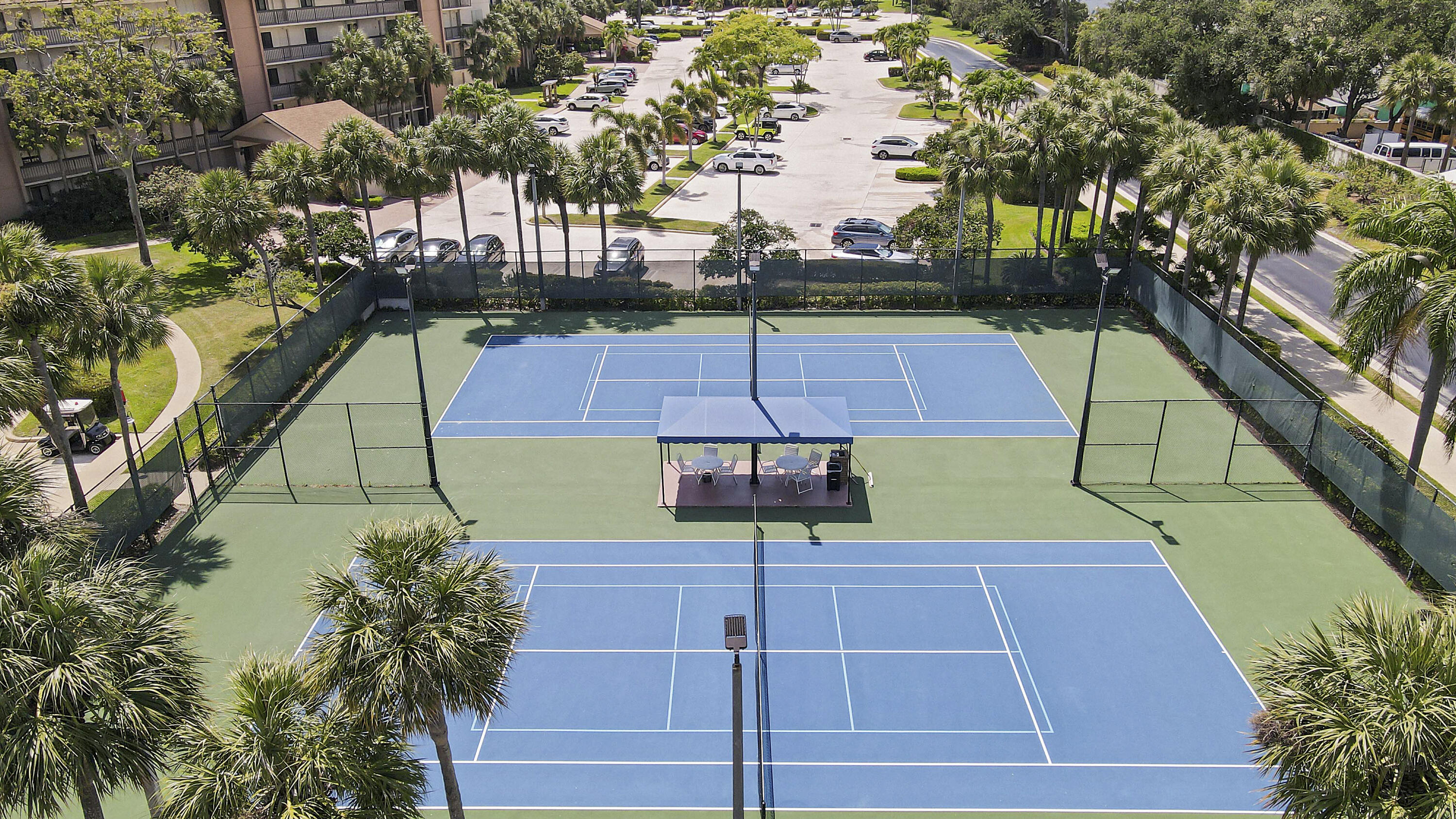1301 Seafarer Circle, Unit 105 Jupiter, FL 33477 - Photo 36 of 37 Tennis Courts