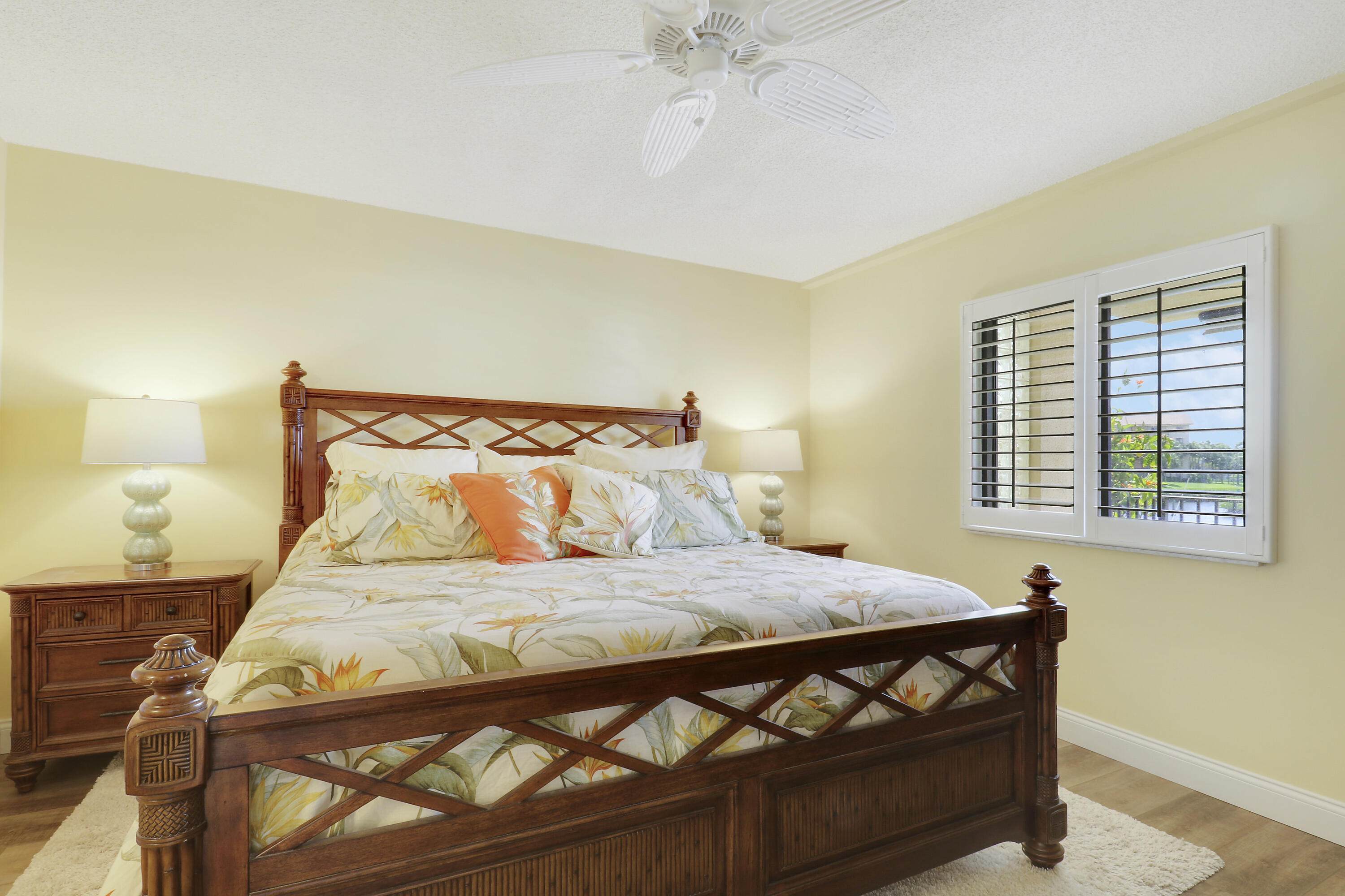 1301 Seafarer Circle, Unit 105 Jupiter, FL 33477 - Photo 10 of 37 Primary Suite