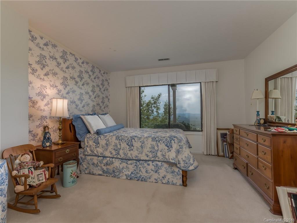 165 Country Ridge Road, Unit 25 Laurel Park, NC 28739 - Photo 22 of 28 Gallery Image 22