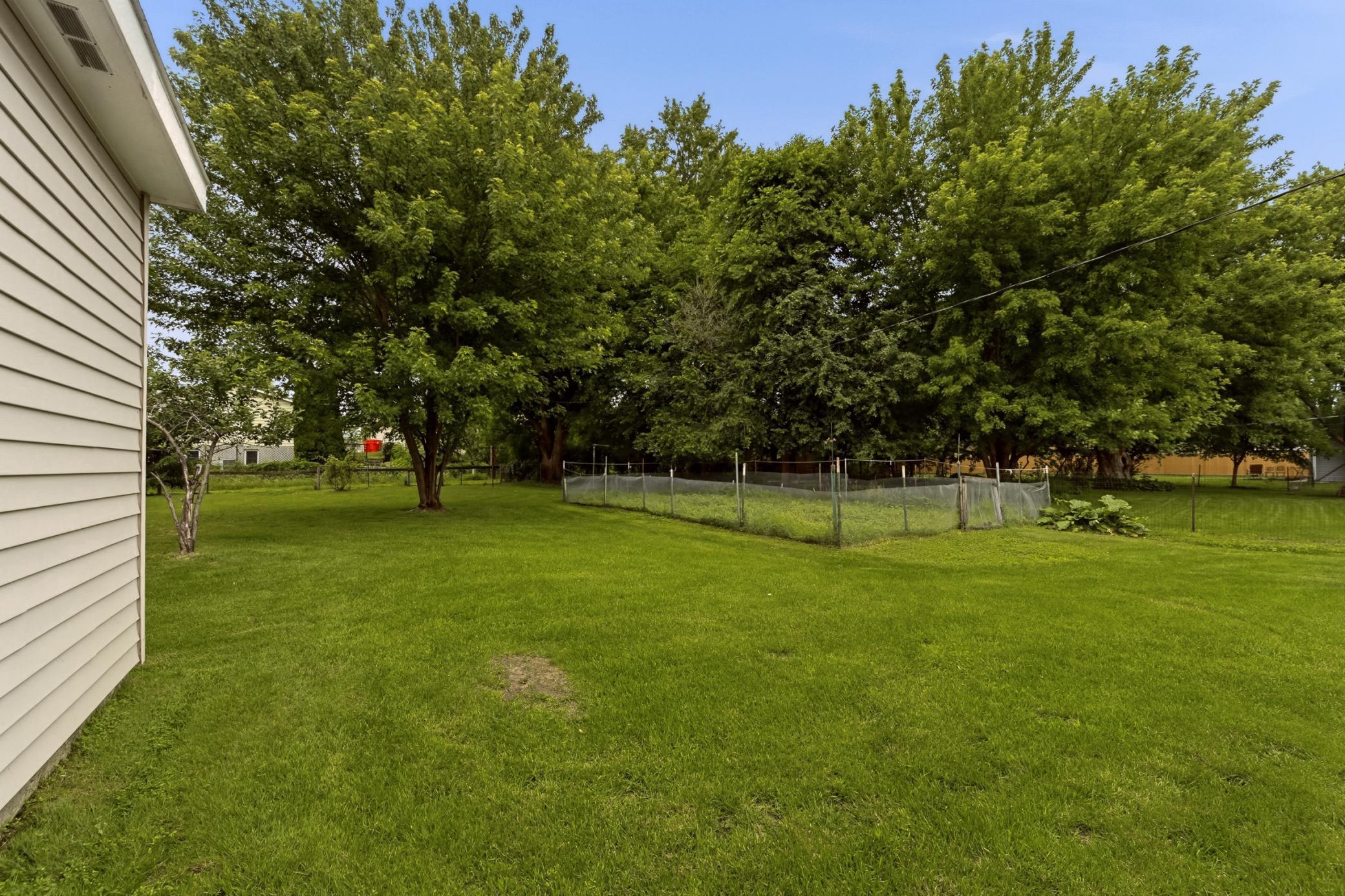 1805 Marvale Avenue Southeast Rochester, MN 55904 - Photo 23 of 25