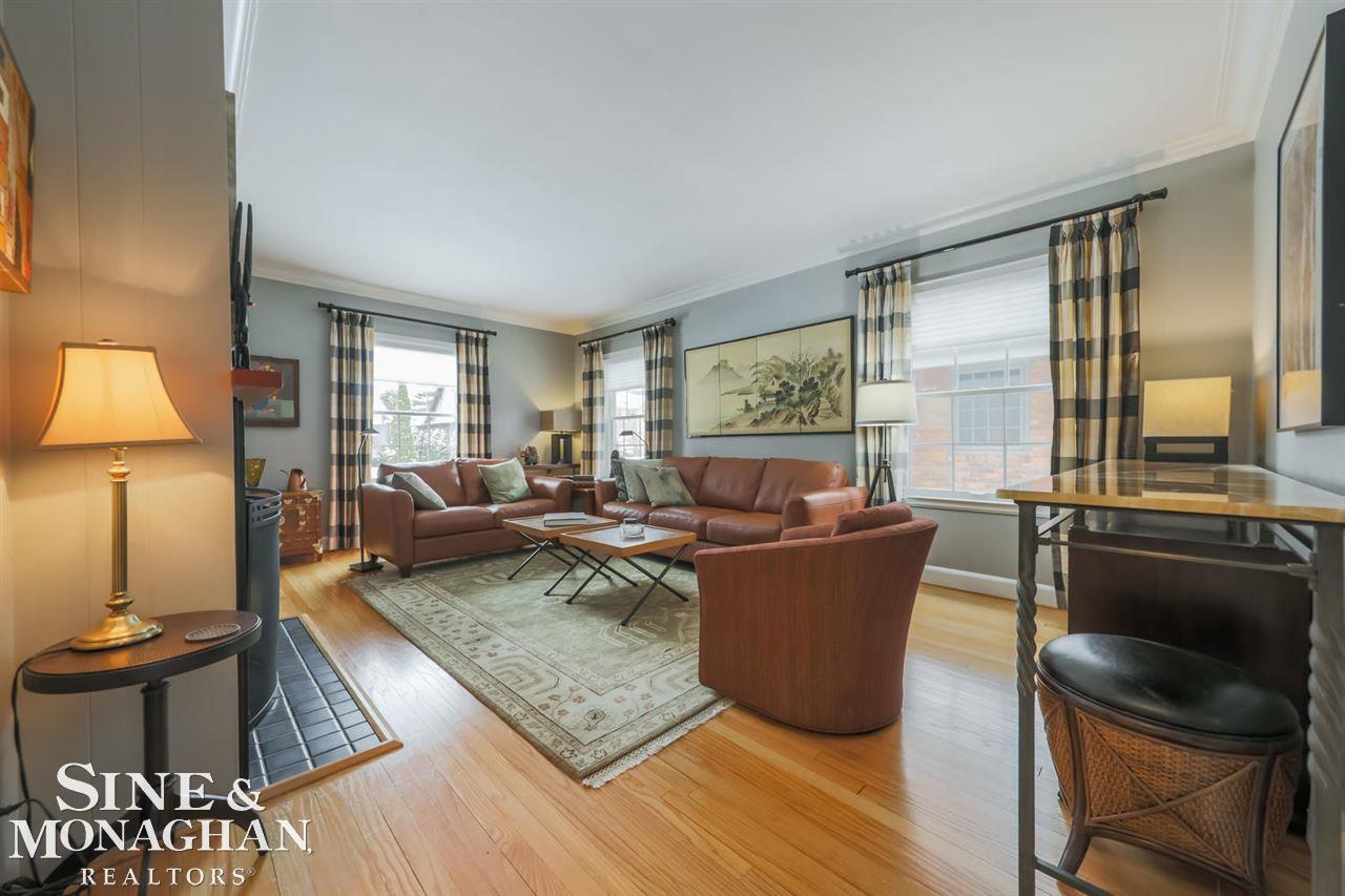 318 Fisher Road Grosse Pointe Farms, MI 48230 - Photo 11 of 43