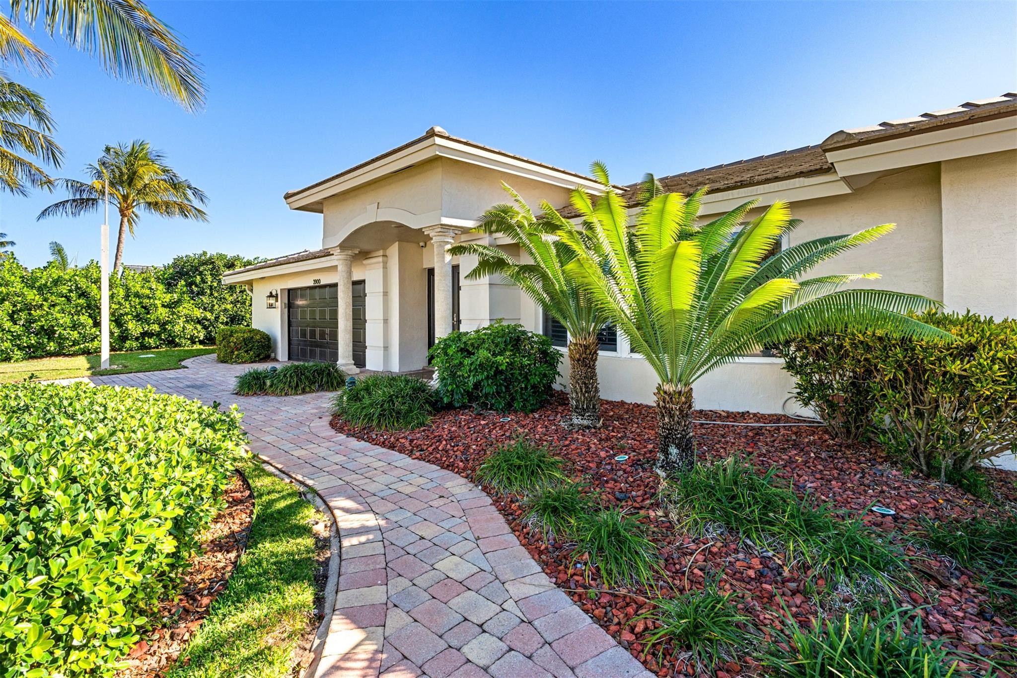 3900 Northeast 24th Avenue Lighthouse Point, FL 33064 - Photo 4 of 48 Photo 4