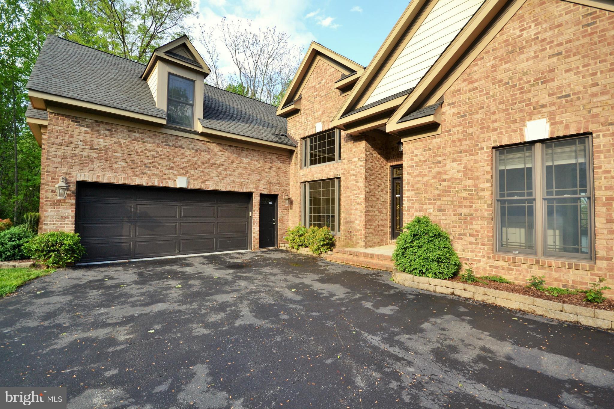 3233 Fortune Mountain Road Marshall, VA 20115 - Photo 2 of 30 Exterior (Front)