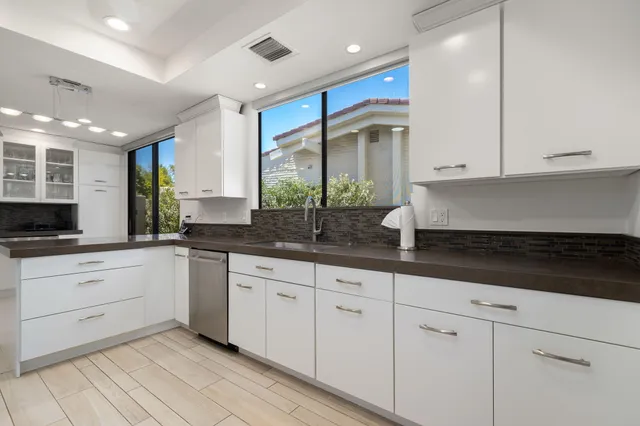 $1,150,000 | 75768 Valle Vista Drive, Indian Wells, CA 92210