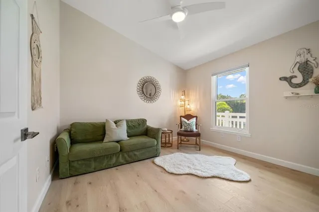 $4,800 | 109 Peterson Lane, Palm Harbor, FL 34683