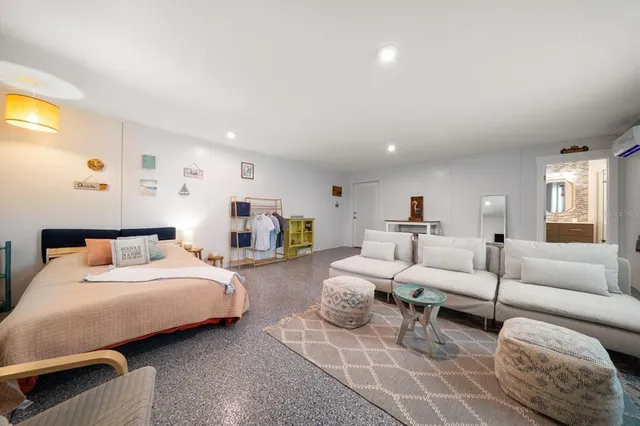 $4,800 | 109 Peterson Lane, Palm Harbor, FL 34683