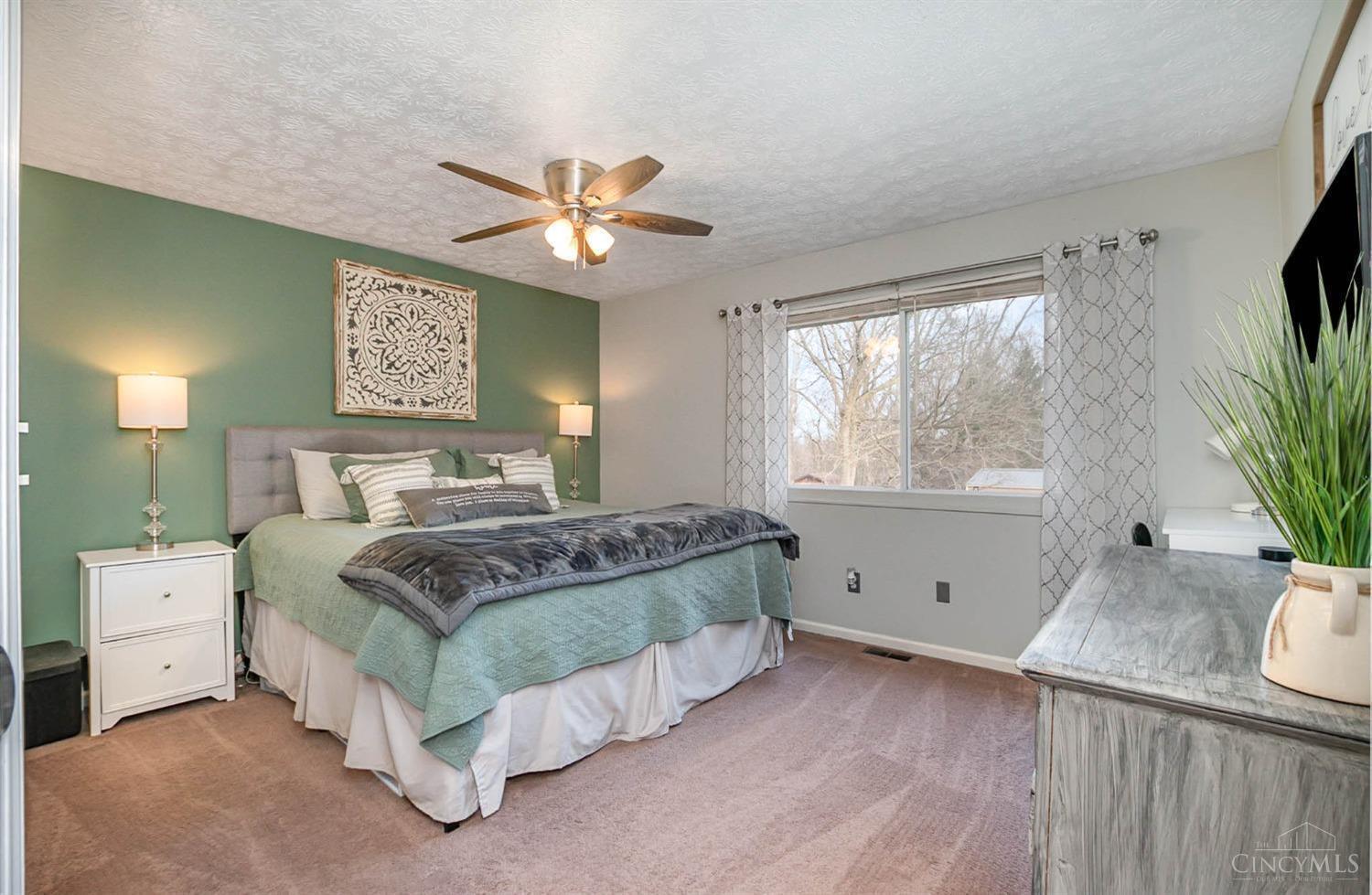 4815 Stoneybrook Road Cincinnati, OH 45244 - Photo 12 of 36 Gallery Image 12
