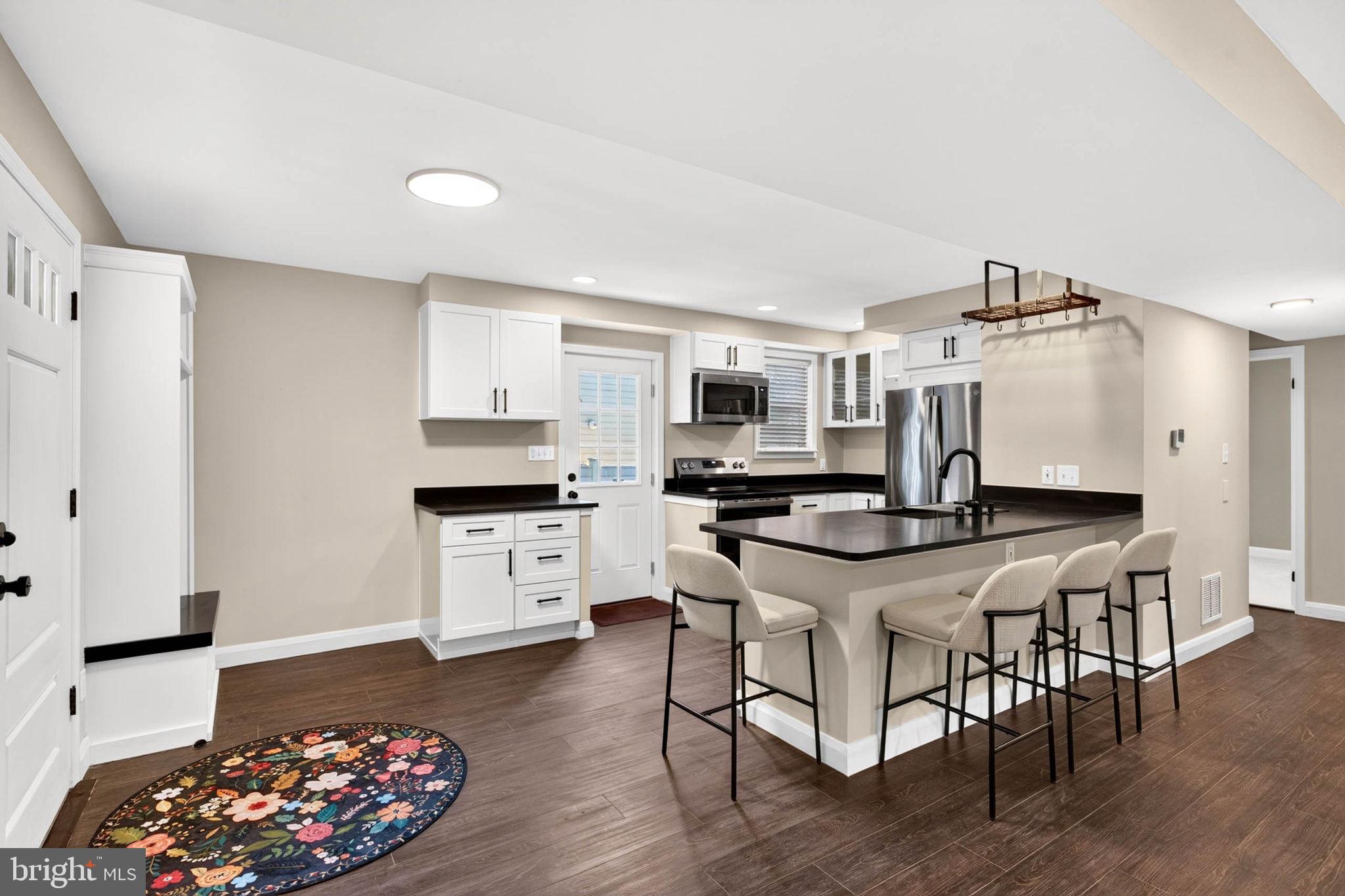 515 South Rolling Road Baltimore, MD 21228 - Photo 11 of 72 Gallery Image 11