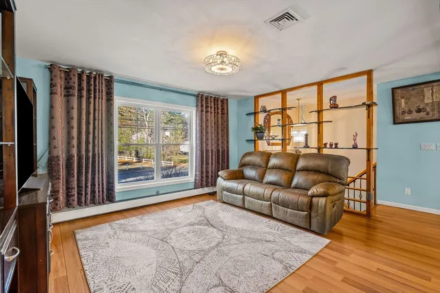 $649,900 | 298 Wren Street, Taunton, MA 02718