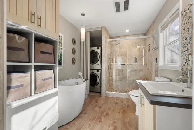 $649,900 | 298 Wren Street, Taunton, MA 02718