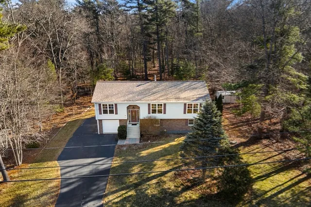 $649,900 | 298 Wren Street, Taunton, MA 02718