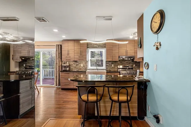 $649,900 | 298 Wren Street, Taunton, MA 02718