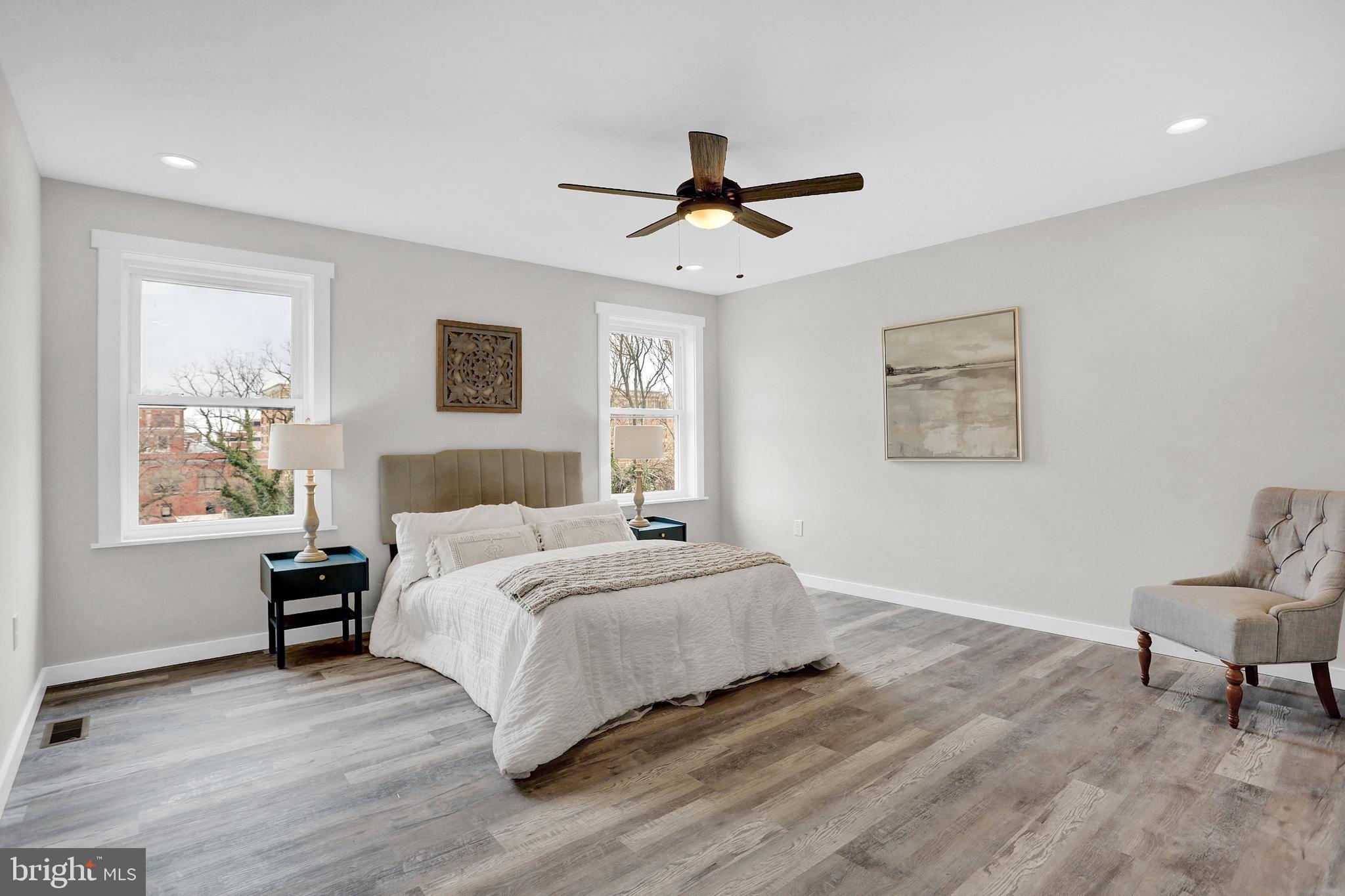 3919 Roland Avenue Baltimore, MD 21211 - Photo 4 of 28 Gallery Image 4