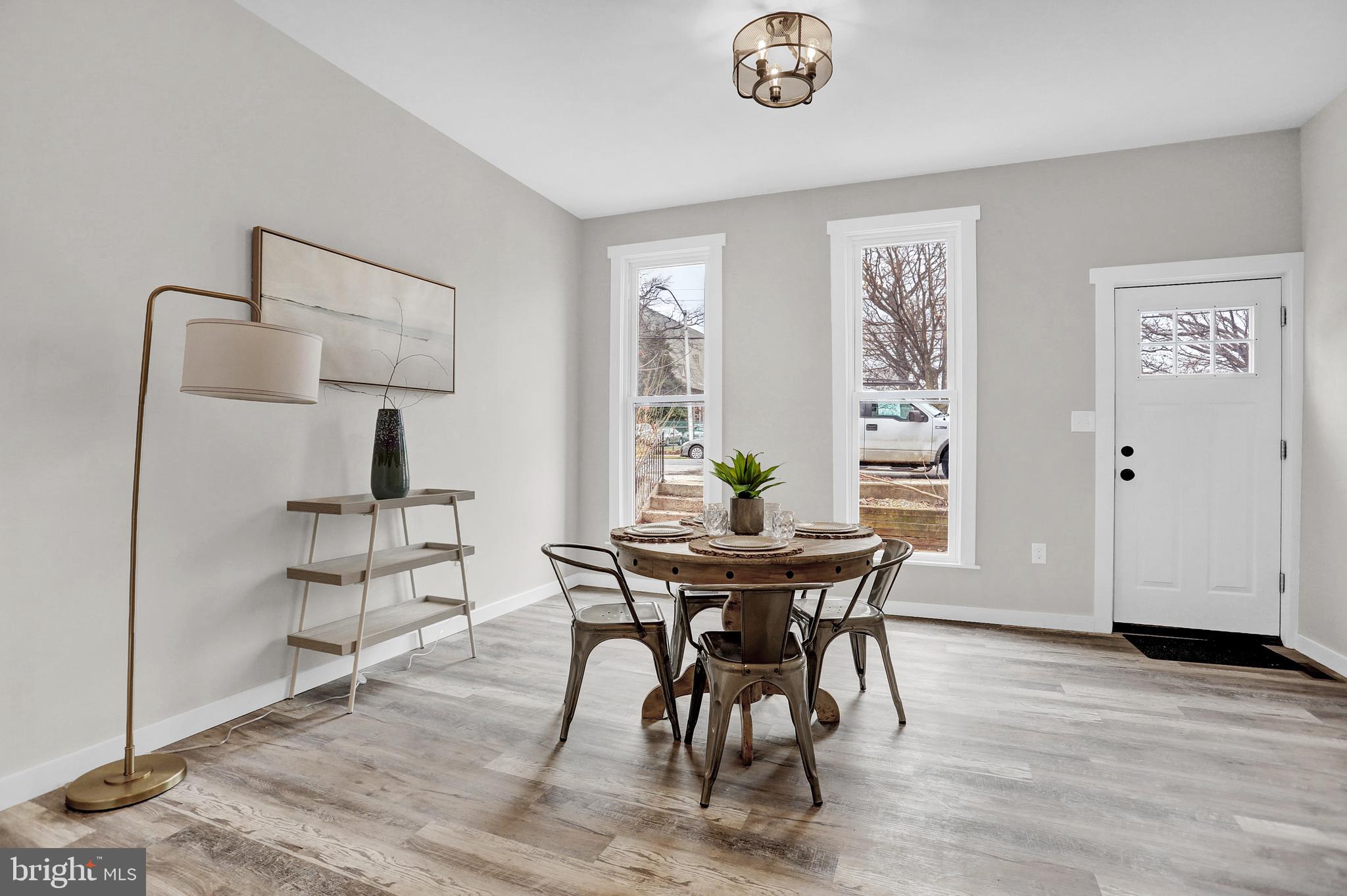 3919 Roland Avenue Baltimore, MD 21211 - Photo 7 of 28 Gallery Image 7