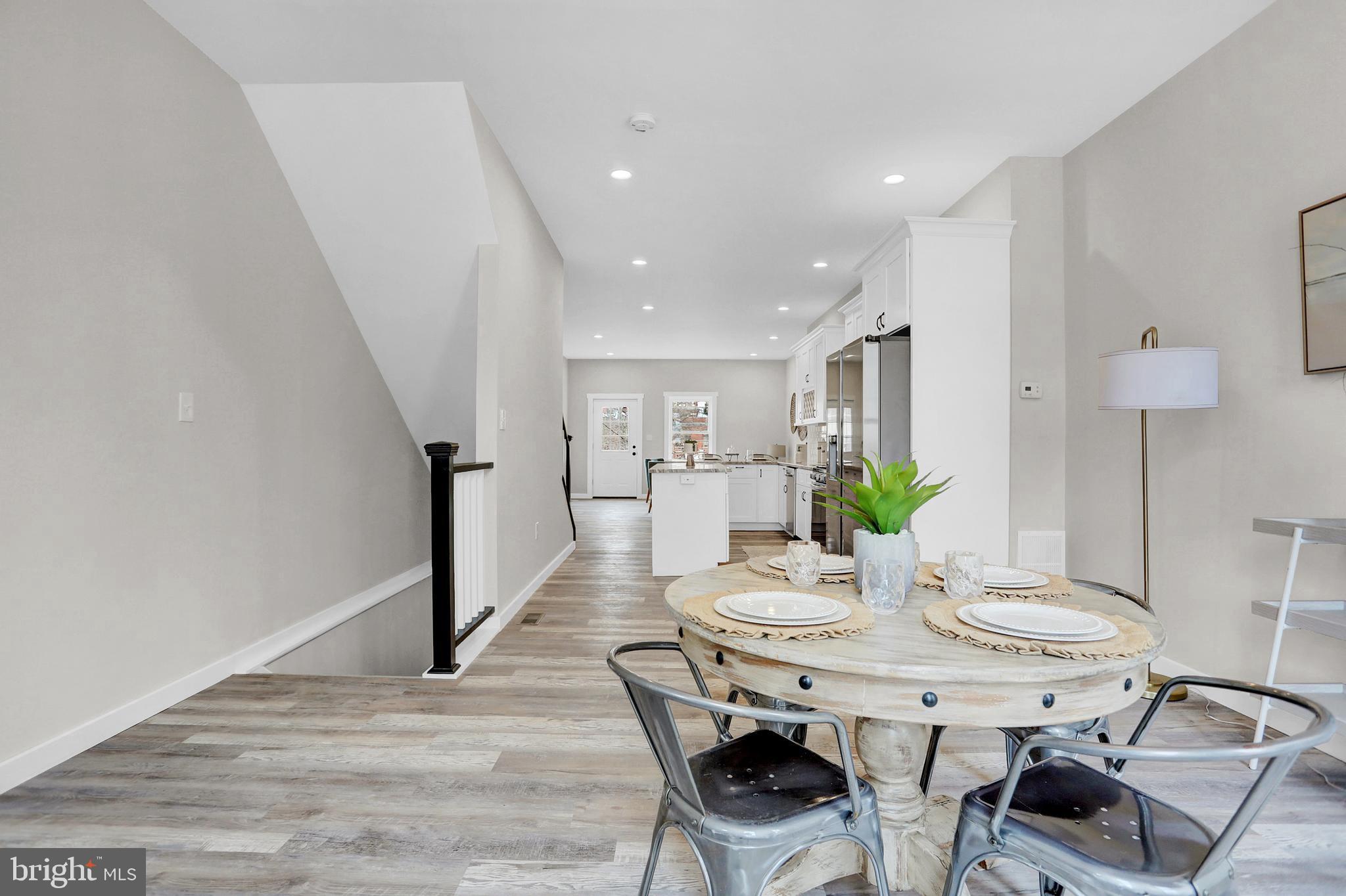 3919 Roland Avenue Baltimore, MD 21211 - Photo 8 of 28 Gallery Image 8