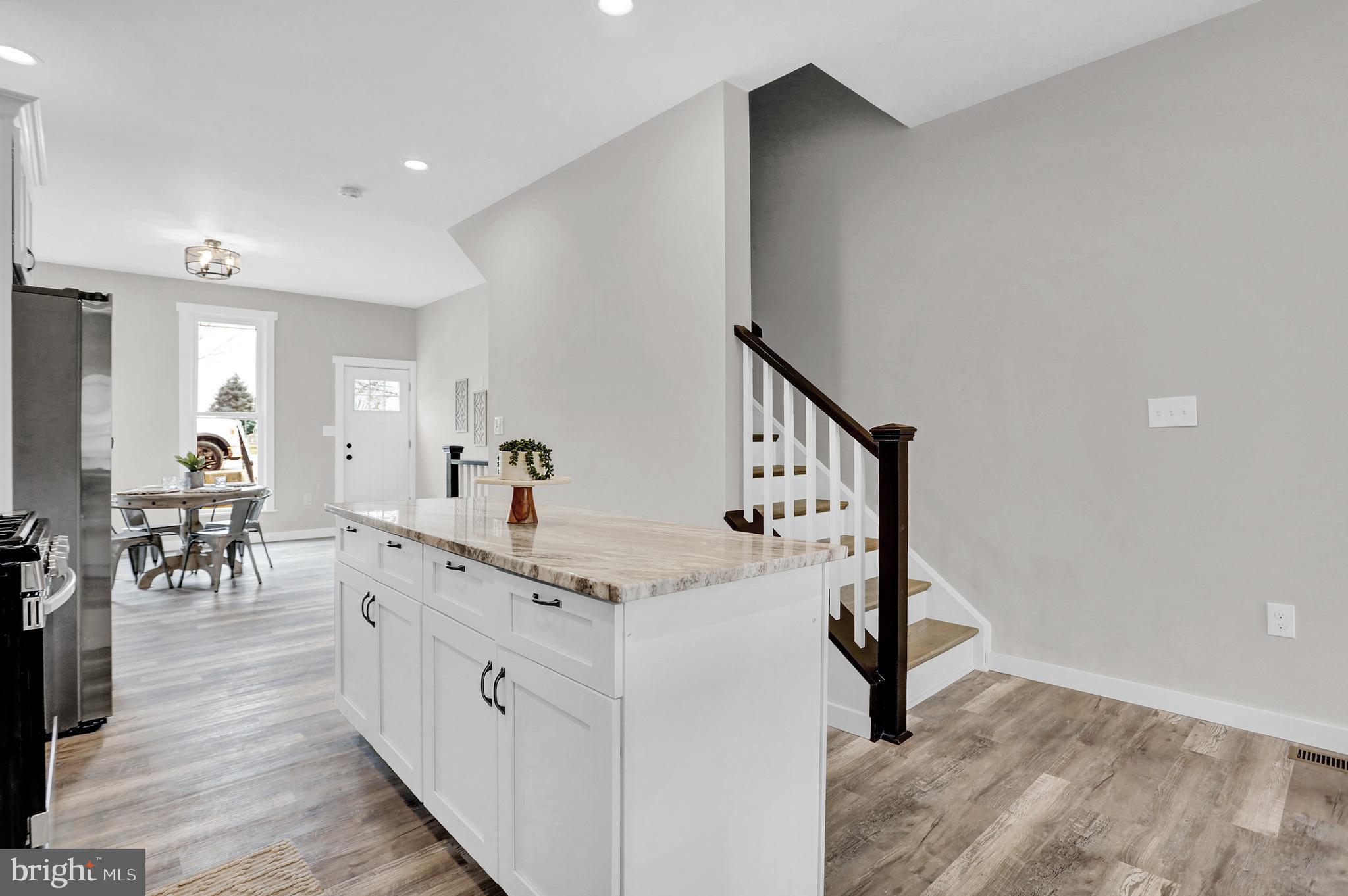 3919 Roland Avenue Baltimore, MD 21211 - Photo 10 of 28 Gallery Image 10