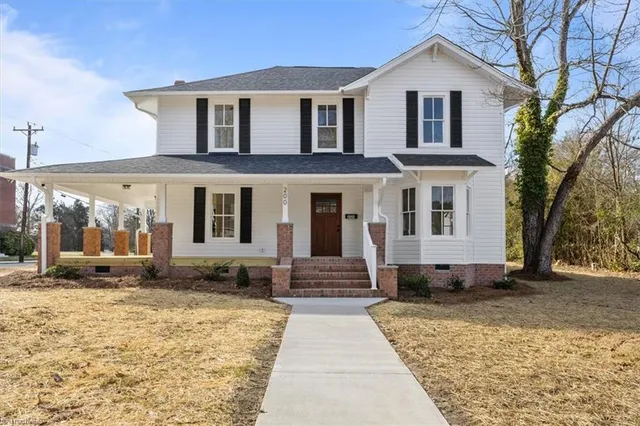 $362,000 | 200 Salem Street, Thomasville, NC 27360
