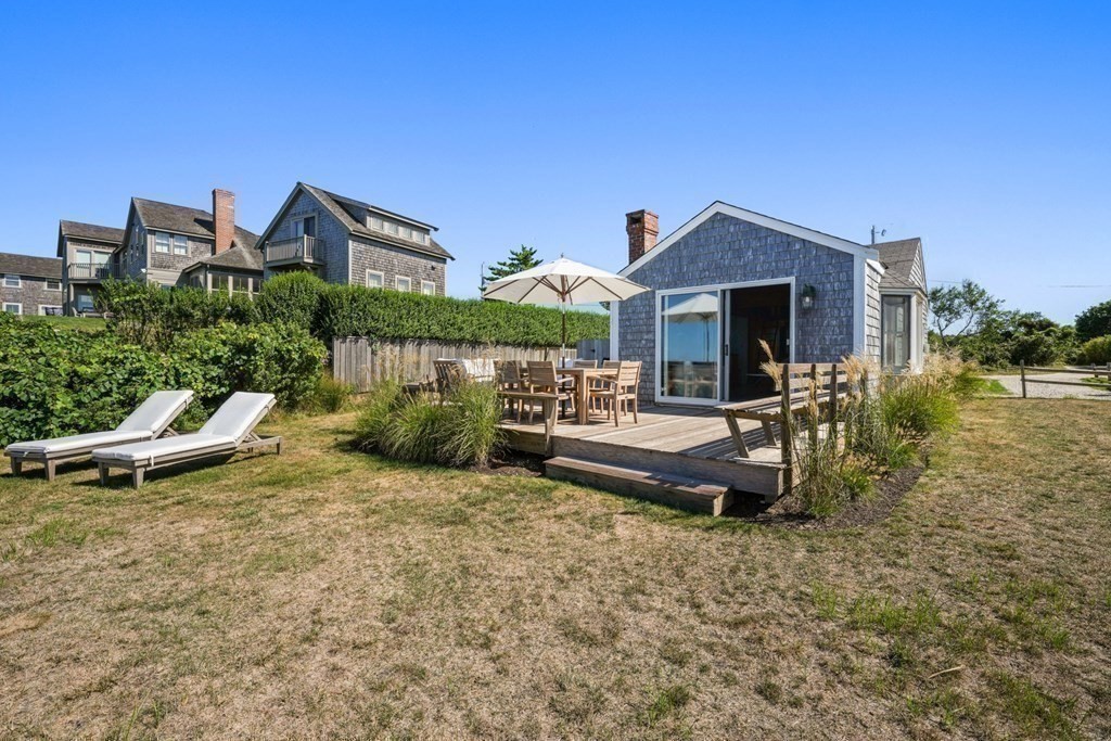 37 Quaise Road Nantucket, MA 02554 - Photo 28 of 31