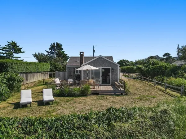 $10,000 | 37 Quaise Road, Nantucket, MA 02554