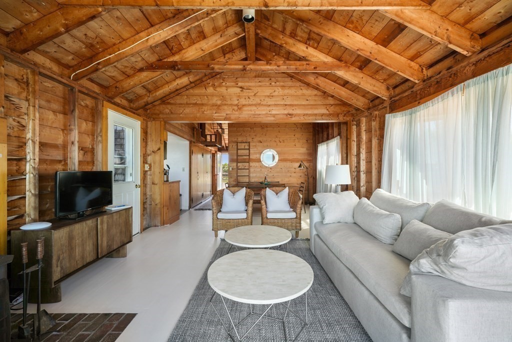 37 Quaise Road Nantucket, MA 02554 - Photo 10 of 31