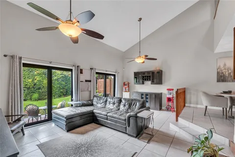 $364,500 | 4165 South Pine Island Road, Unit 4165, Davie, FL 33328