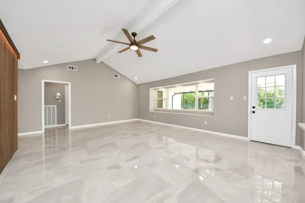 $2,500 | 16222 Forest Bend Avenue, Friendswood, TX 77546