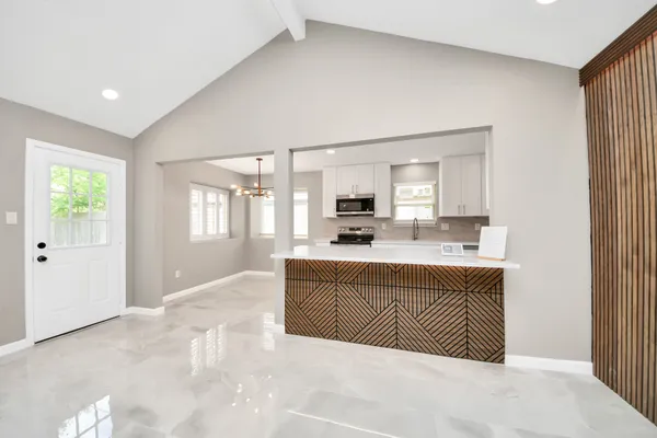 $2,500 | 16222 Forest Bend Avenue, Friendswood, TX 77546