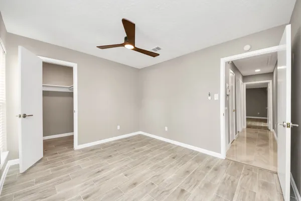 $2,500 | 16222 Forest Bend Avenue, Friendswood, TX 77546