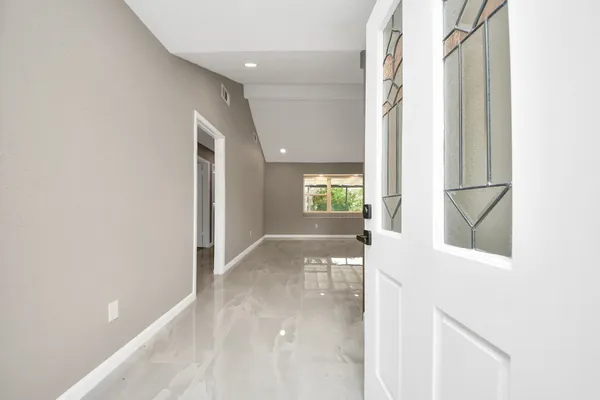 $2,500 | 16222 Forest Bend Avenue, Friendswood, TX 77546