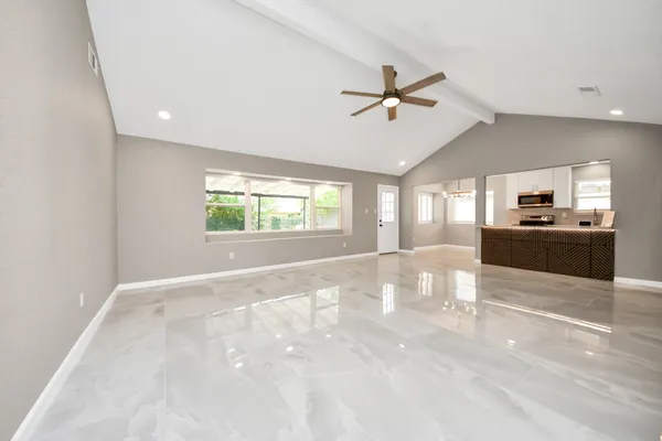 $2,500 | 16222 Forest Bend Avenue, Friendswood, TX 77546