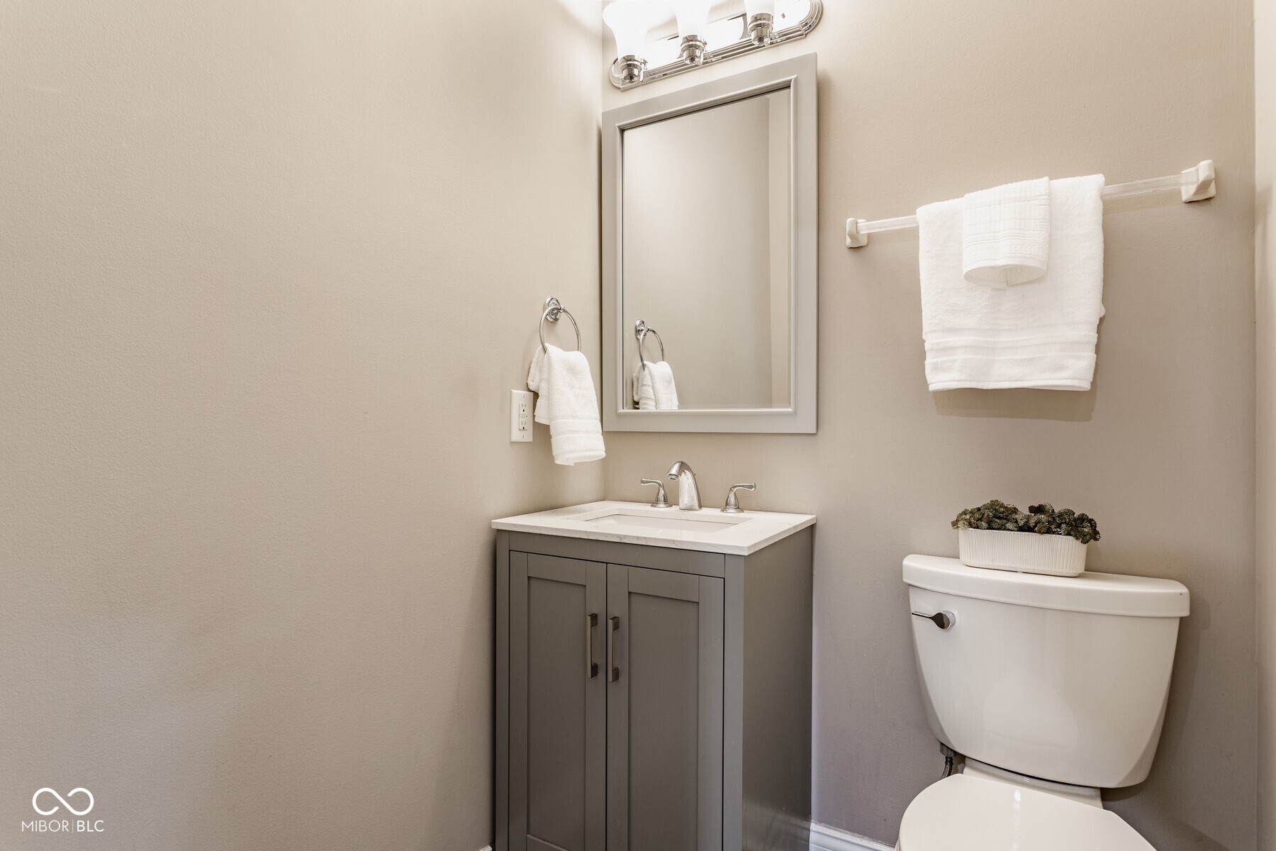 2010 Rhettsbury Street Carmel, IN 46032 - Photo 28 of 31