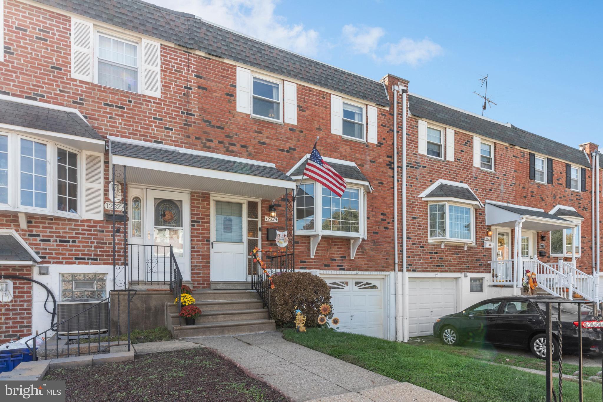 12525 Fedor Road Philadelphia, PA 19154 - Photo 3 of 30