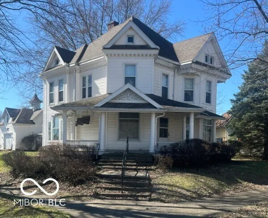 $1 | 121 East Plum Street, Linden, IN 47955