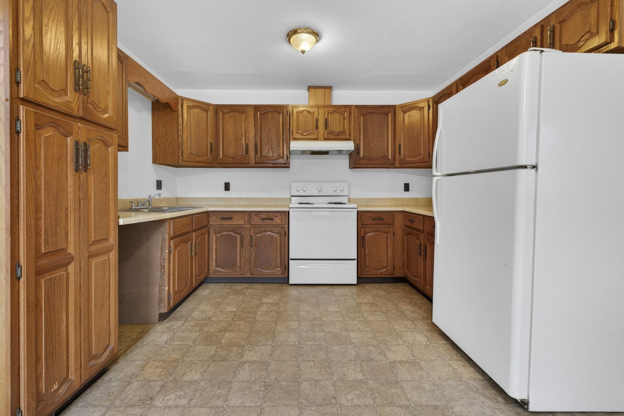 414 Fremont Road Chester, NH 03036 - Photo 31 of 58 Gallery Image 31