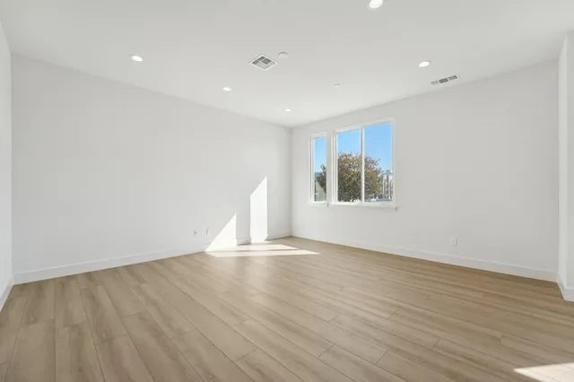 $1,174,961 | 1933 Grand Street, Alameda, CA 94501